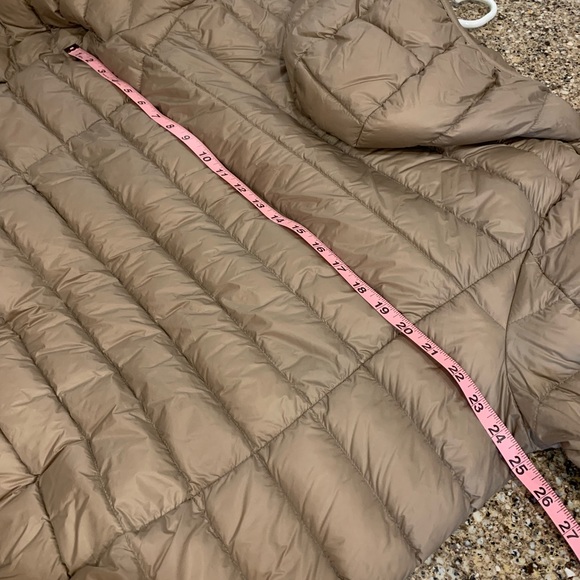 Women's Lightweight Down Puffer Jacket - Picture 4 of 7